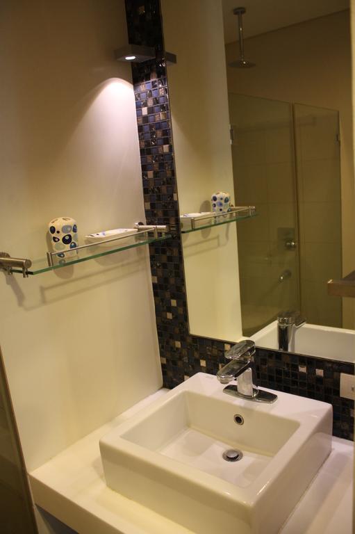 Unit 507 Pico De Loro Apartment Насугбу Екстериор снимка